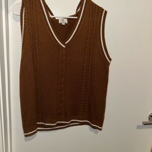Sleeveless Cable V-Neck Sweater Vest in Brown with White Trim